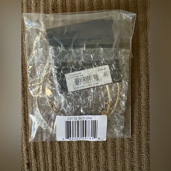 Coach Signature Large Hoop Earrings nwt in packaging - Picture 3 of 3